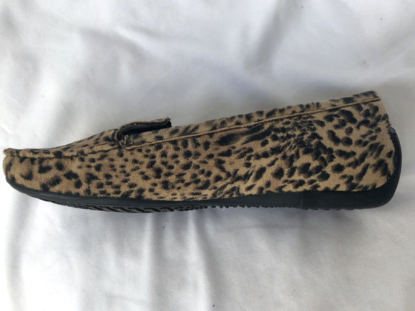 Stuart Weitzman Size 6.5 Suede Leopard Loafers