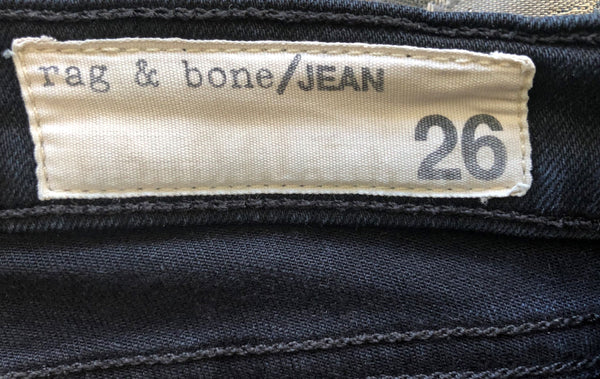 Rag & Bone Size 2 Dark Blue Skinny Jeans