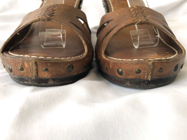 Frye Size 7.5 Brown Leather Studded Sandals