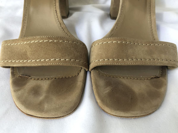 Loro Piana Size 10 Tan Suede Sandals