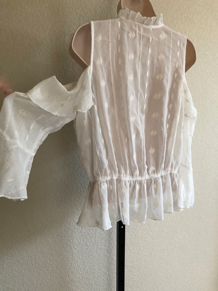 Chelsea & Violet MEDIUM Ivory Cold Shoulder Blouse