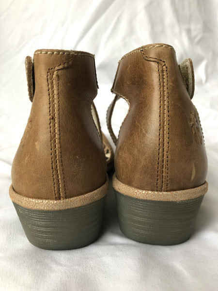 Fly London Size 6 Pats Gold Ankle Strap Sandals