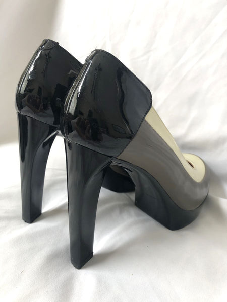 Robert Clergerie Size 8.5 Platform Pumps - $550 RETAIL