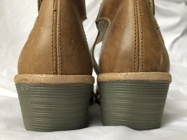 Fly London Size 6 Pats Gold Ankle Strap Sandals