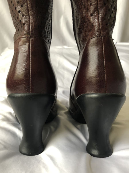 John Fluevog Size 7 Friends Rona Brown Boots