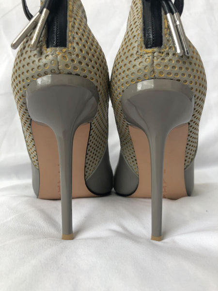 L.A.M.B. Boston Size 7 Gray Leather Perforated Heels