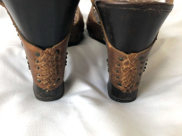 Frye Size 7.5 Brown Leather Studded Sandals